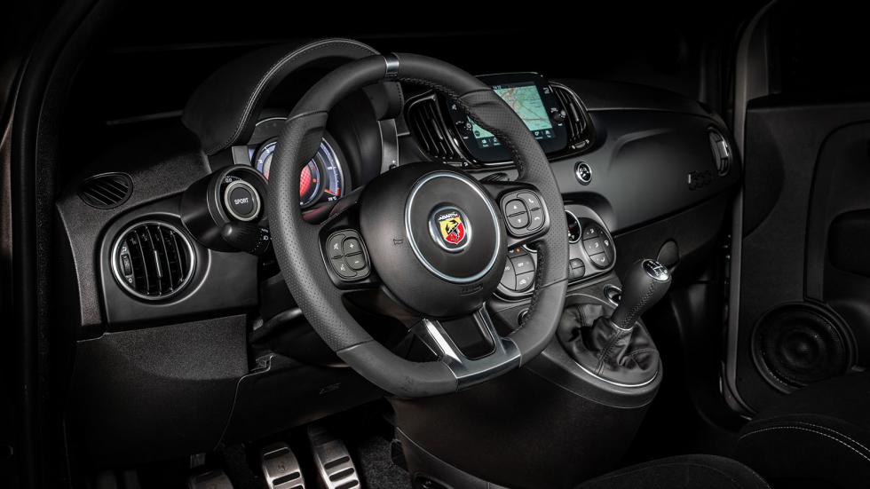 Επετειακό Abarth 595 από 22.250€ στην Ελλάδα